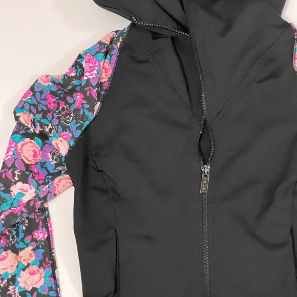 Bebe Sport Black Floral Zipper Workout jacket sweatshirt Thumbhole Ruched size M - Picture 8 of 16